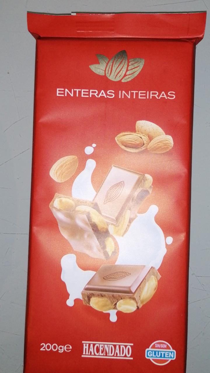 Фото - Молочный шоколад с миндалем Enteras Inteiras Hacendado