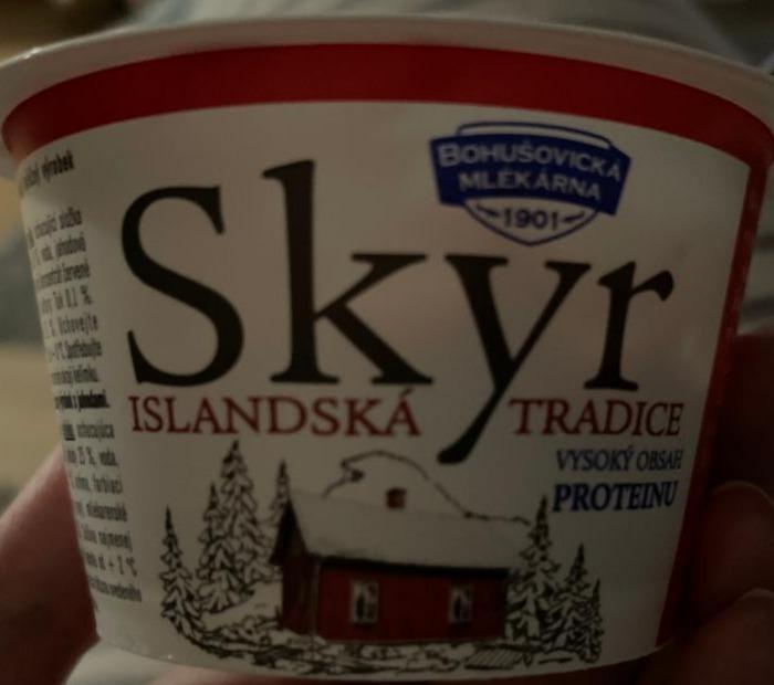 Фото - Skyr islandská tradice Jahoda Bohušovická mlékárna