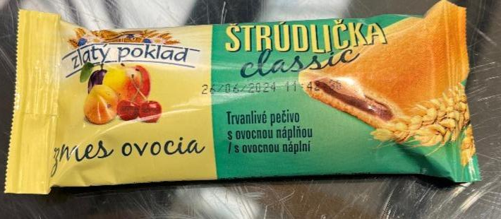 Фото - бисквит со смесью фруктов Zlaty Poklad
