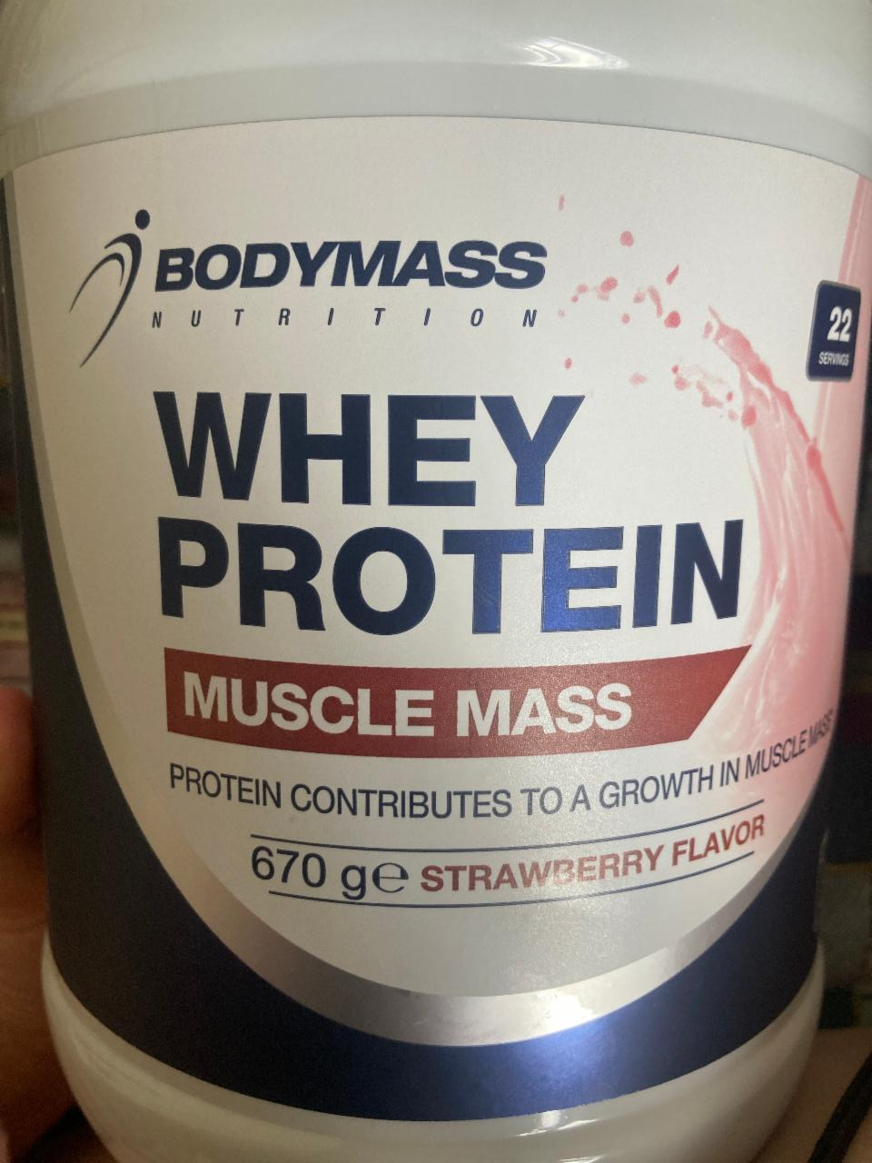 Фото - Протеин со вкусом клубники Whey Protein BodyMass