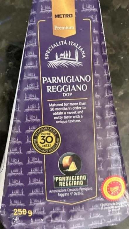 Фото - Сыр пармезан Parmigiano Reggiano Metro Chef
