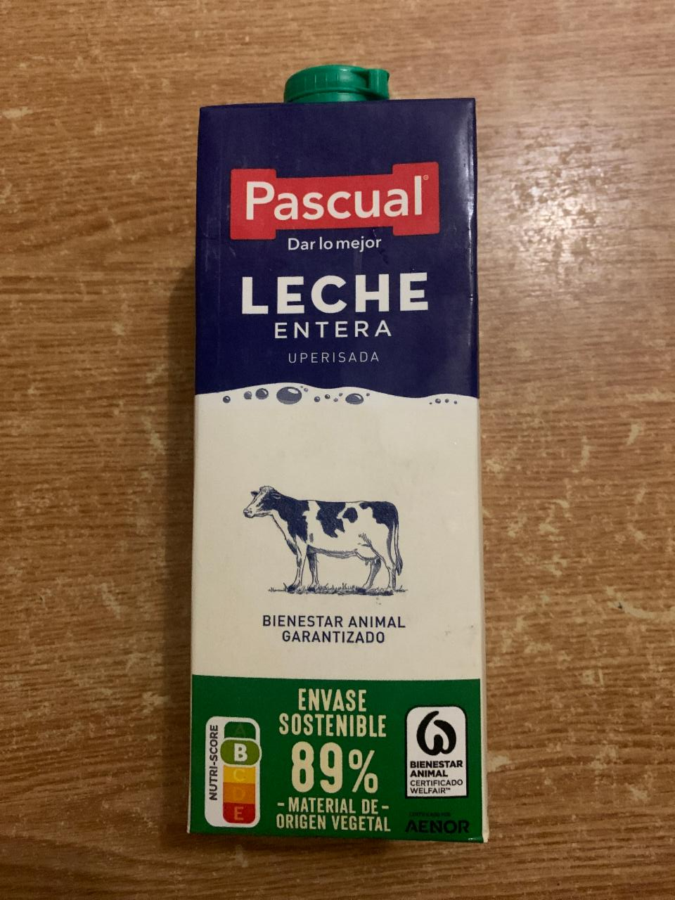Фото - Молоко 3.6% Leche Entera Pascual
