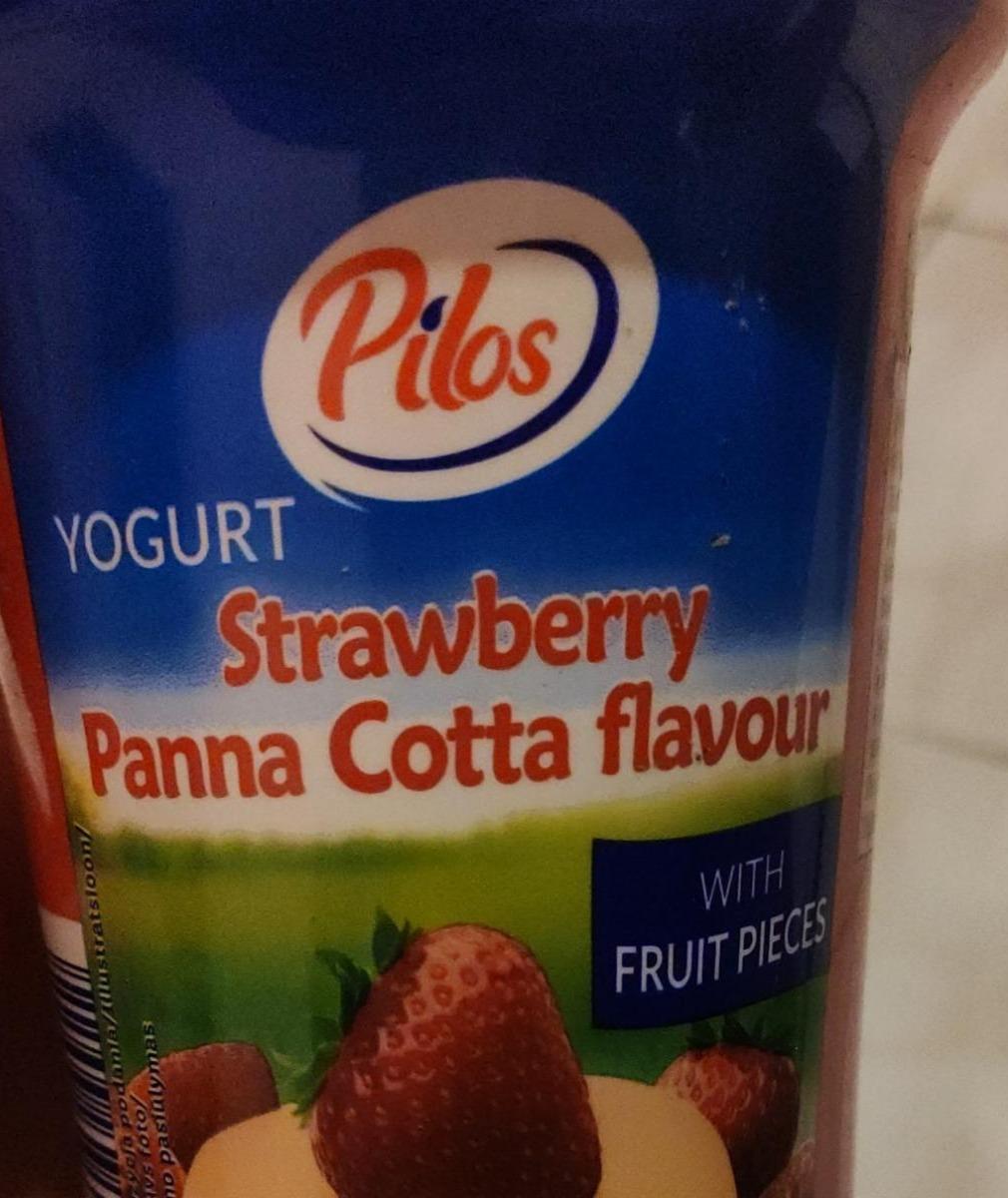 Фото - Yogurt Strawberry Panna Cotta flavour with fruit pieces Pilos