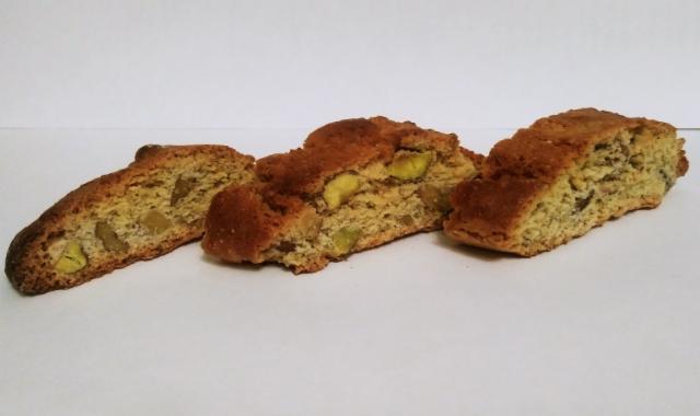 Фото - Тосканское домашнее печенье 'Кантуччи с грецким орехом и фисташками'