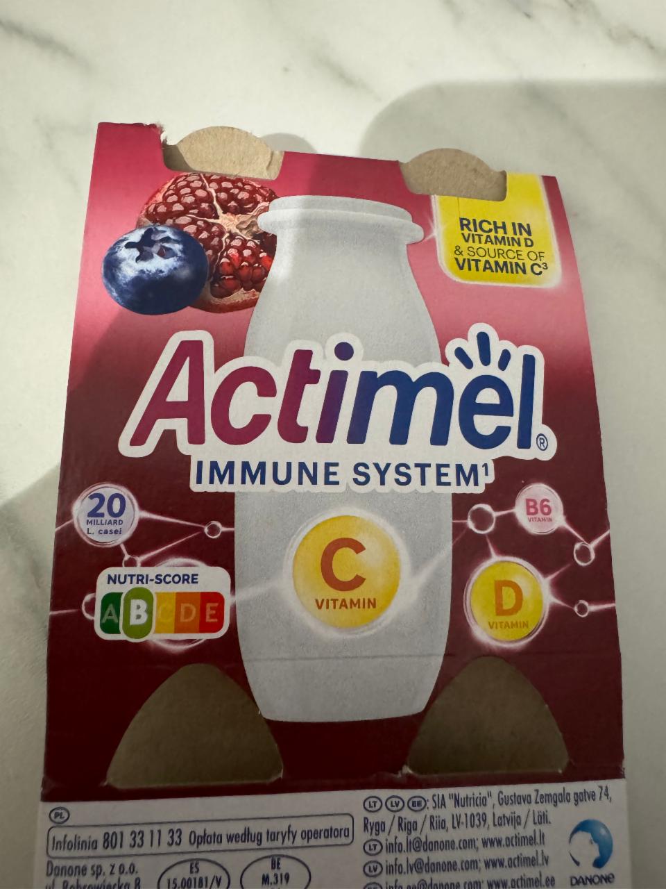 Фото - Yoghurt Drink Blueberry-Granate Immune system Actimel