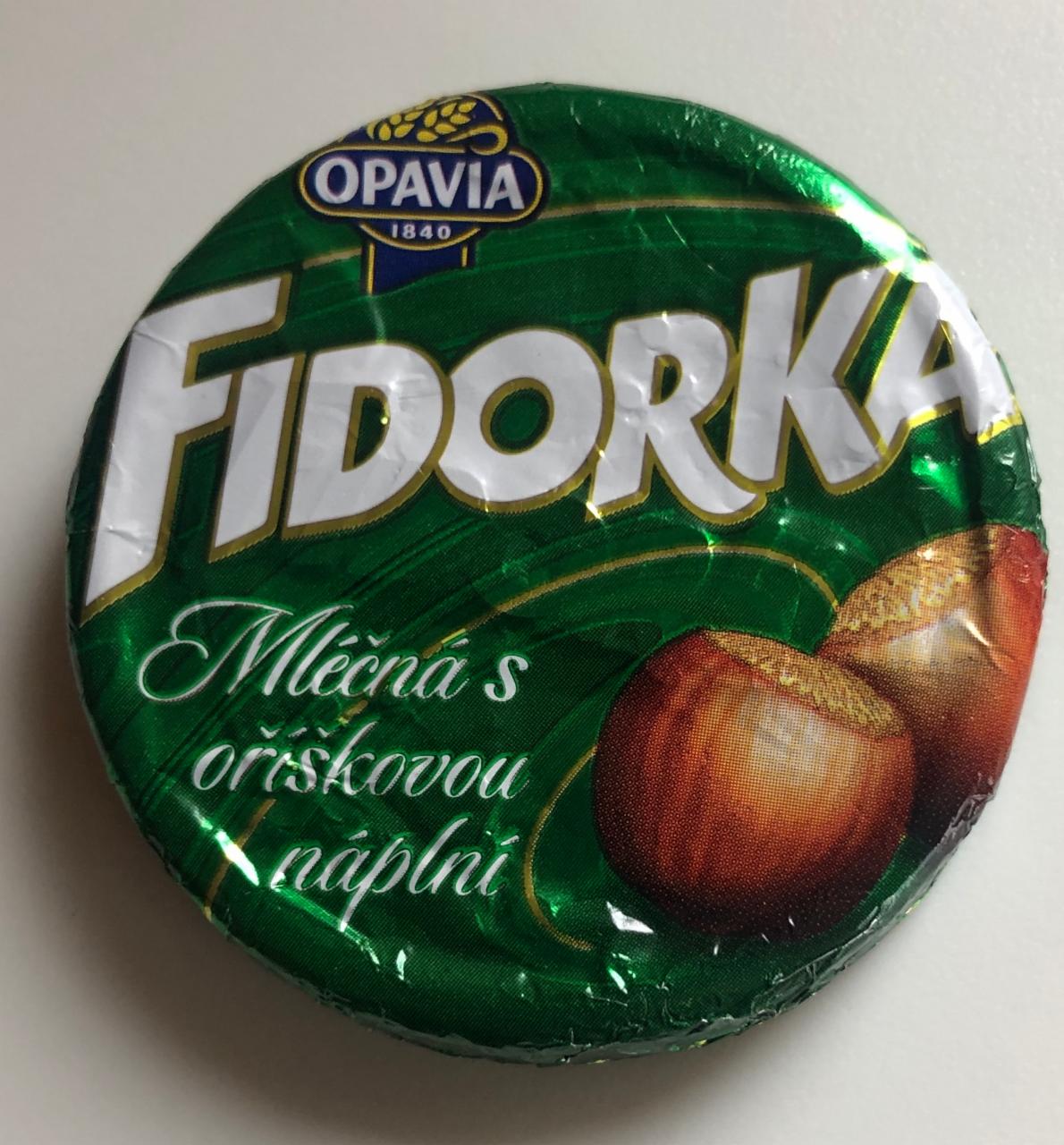 Фото - Вафли с ореховой начинкой в ​​молочном шоколаде Fidorka Opavia
