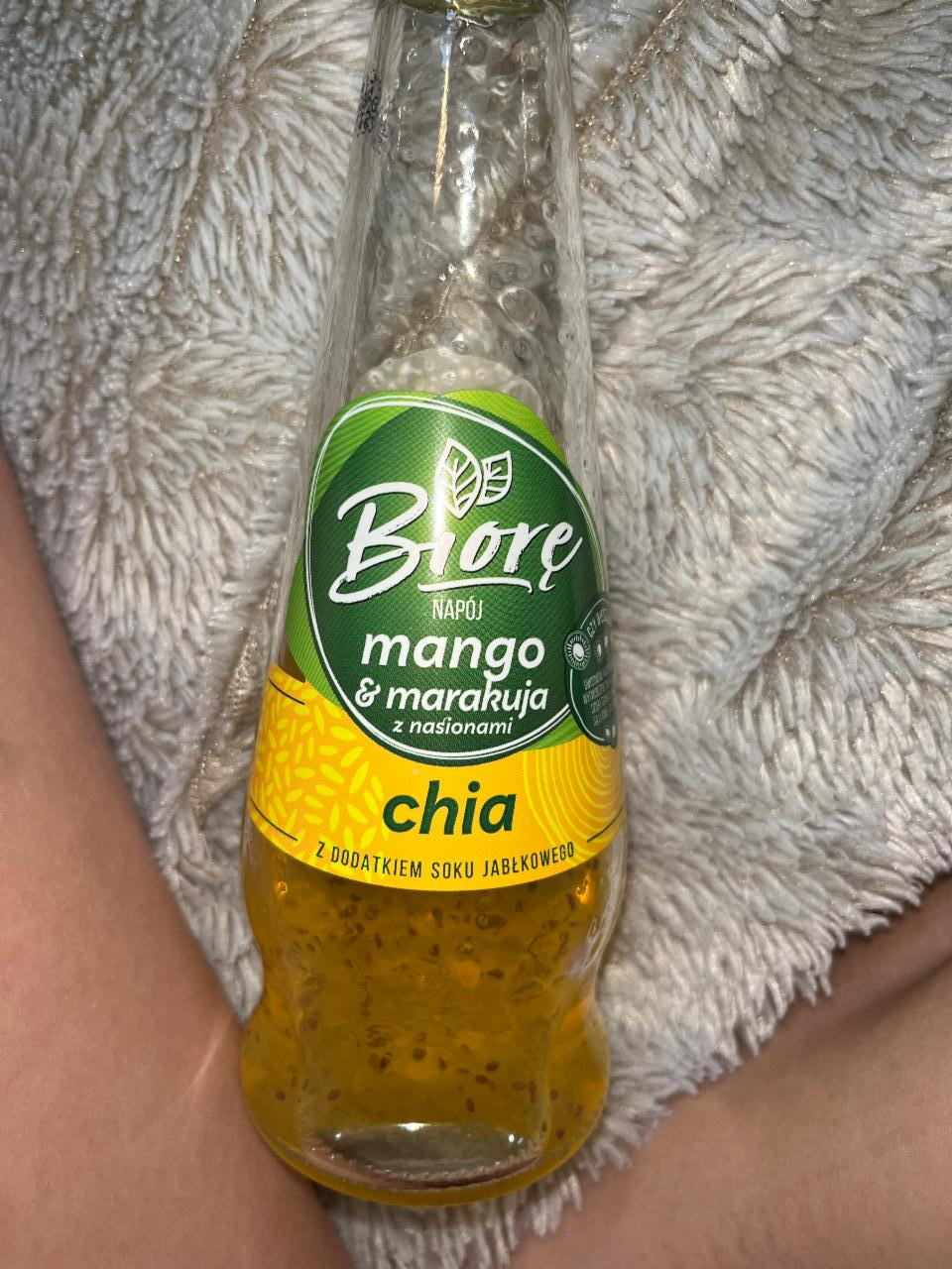 Фото - напиток манго-маракуйя с семенами чиа Biore