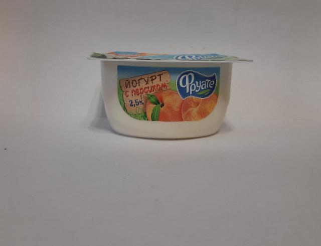 Фото - йогурт с персиком Фруате