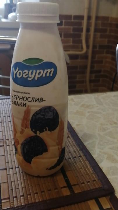Фото - Лакомо йогурт 2% чернослив и злаки