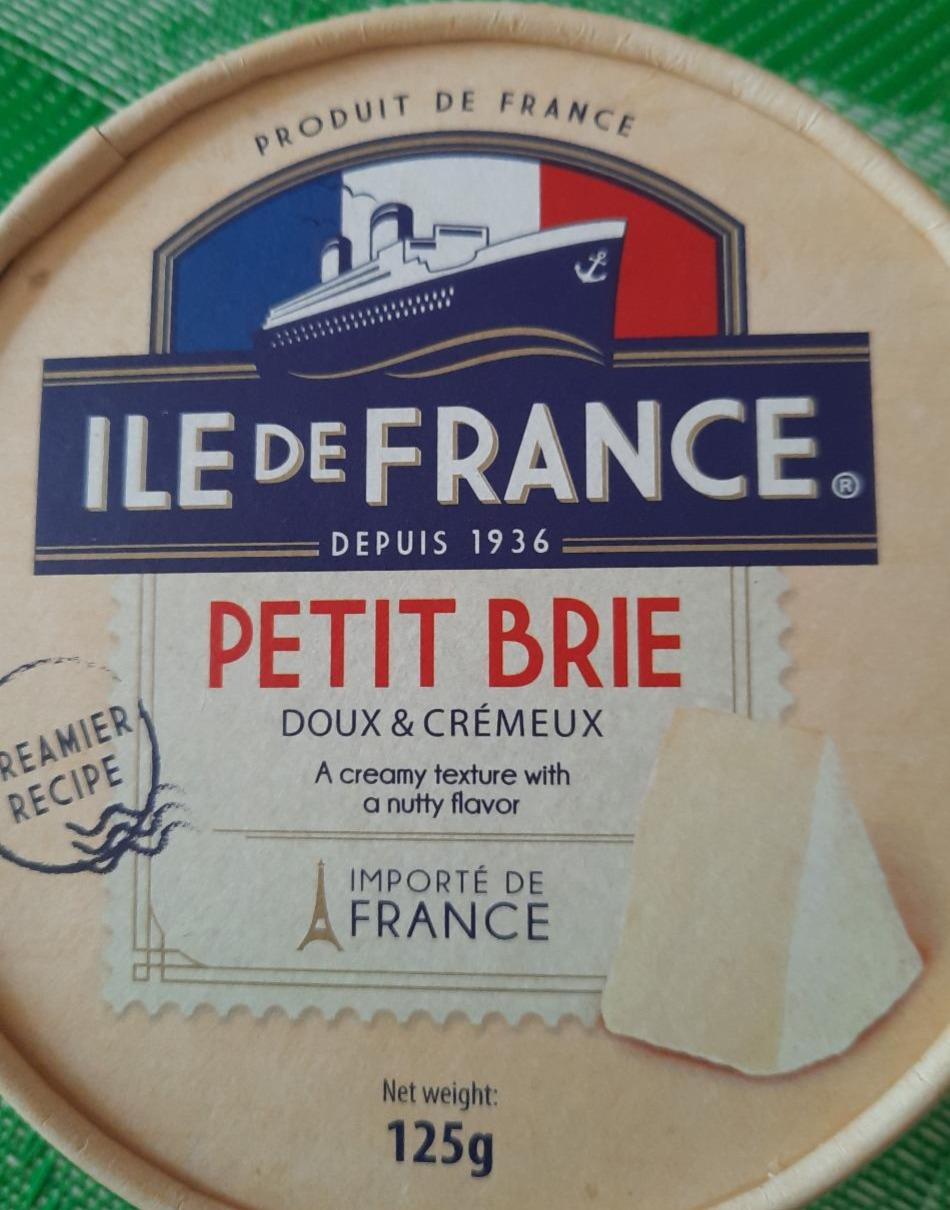 Фото - Сыр мягкий маленький Бри ILE de France