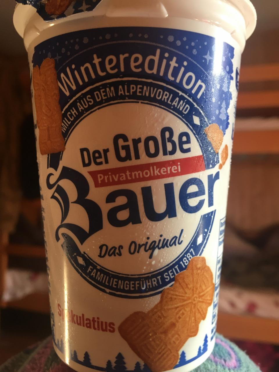 Фото - Йогурт с печеньем Der große Bauer