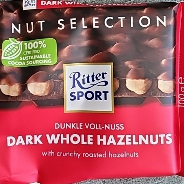 Фото - Шоколад темный с цельным лесным орехом Ritter Sport