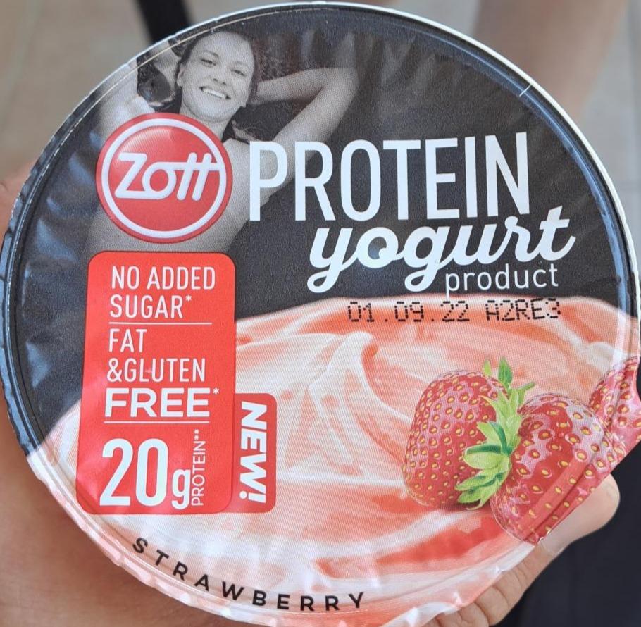 Фото - Protein yogurt product Strawberry Zott