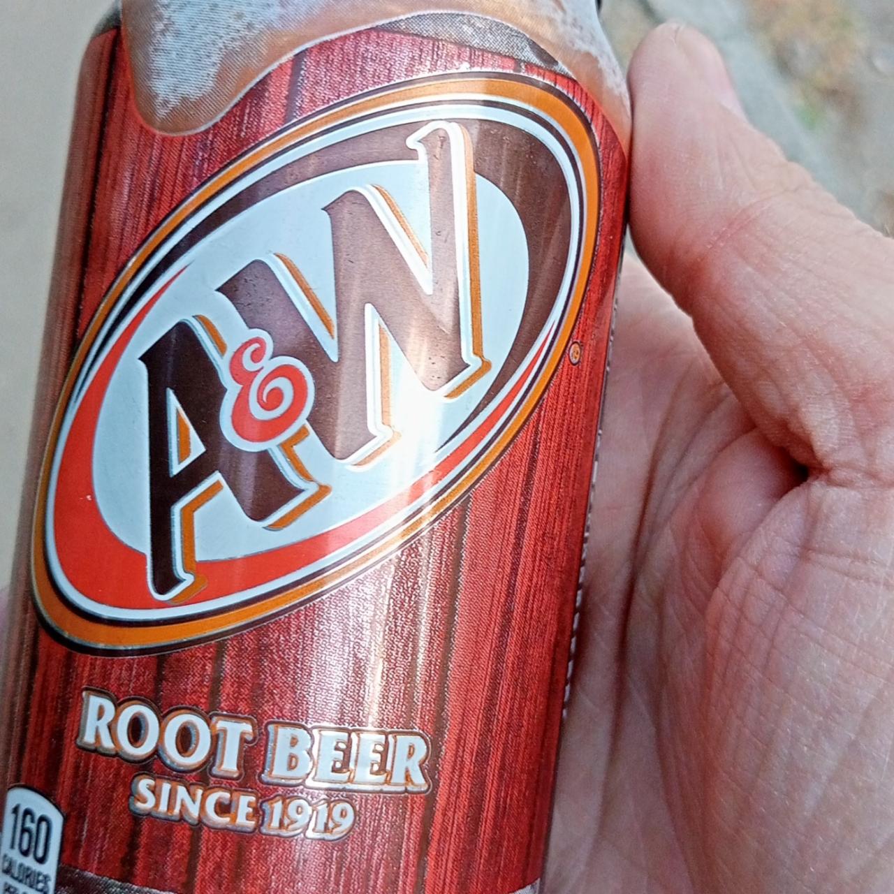 Фото - газированный напиток Root Bear A&W