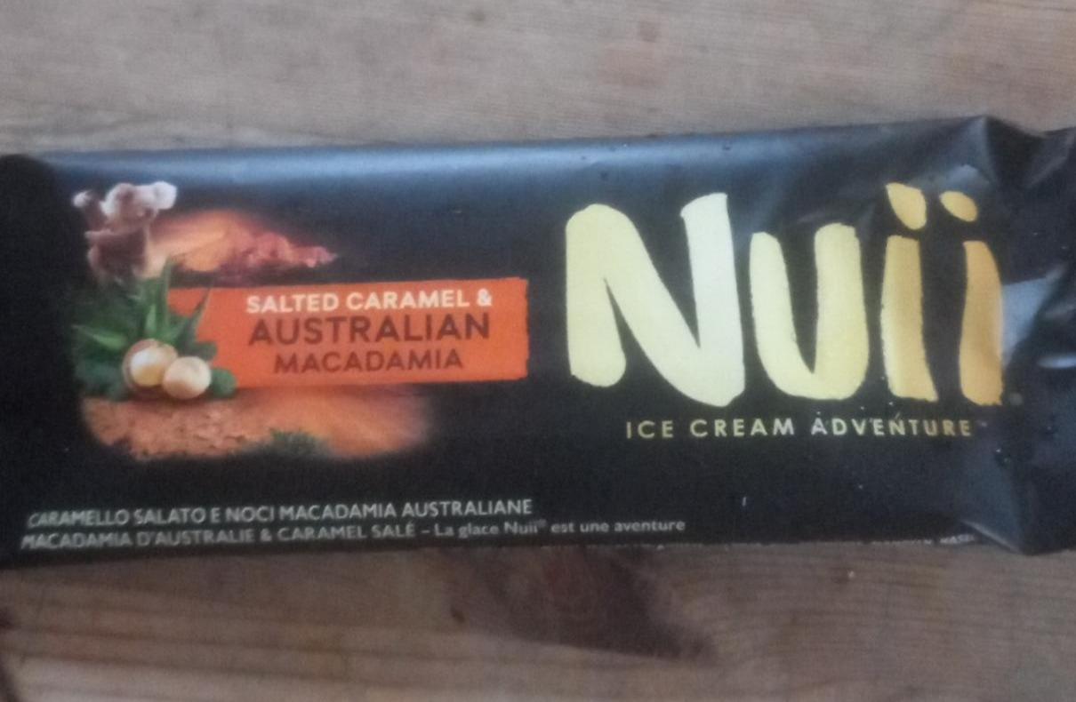 Фото - Мороженое соленая карамель и австралийская макадамия Nuii