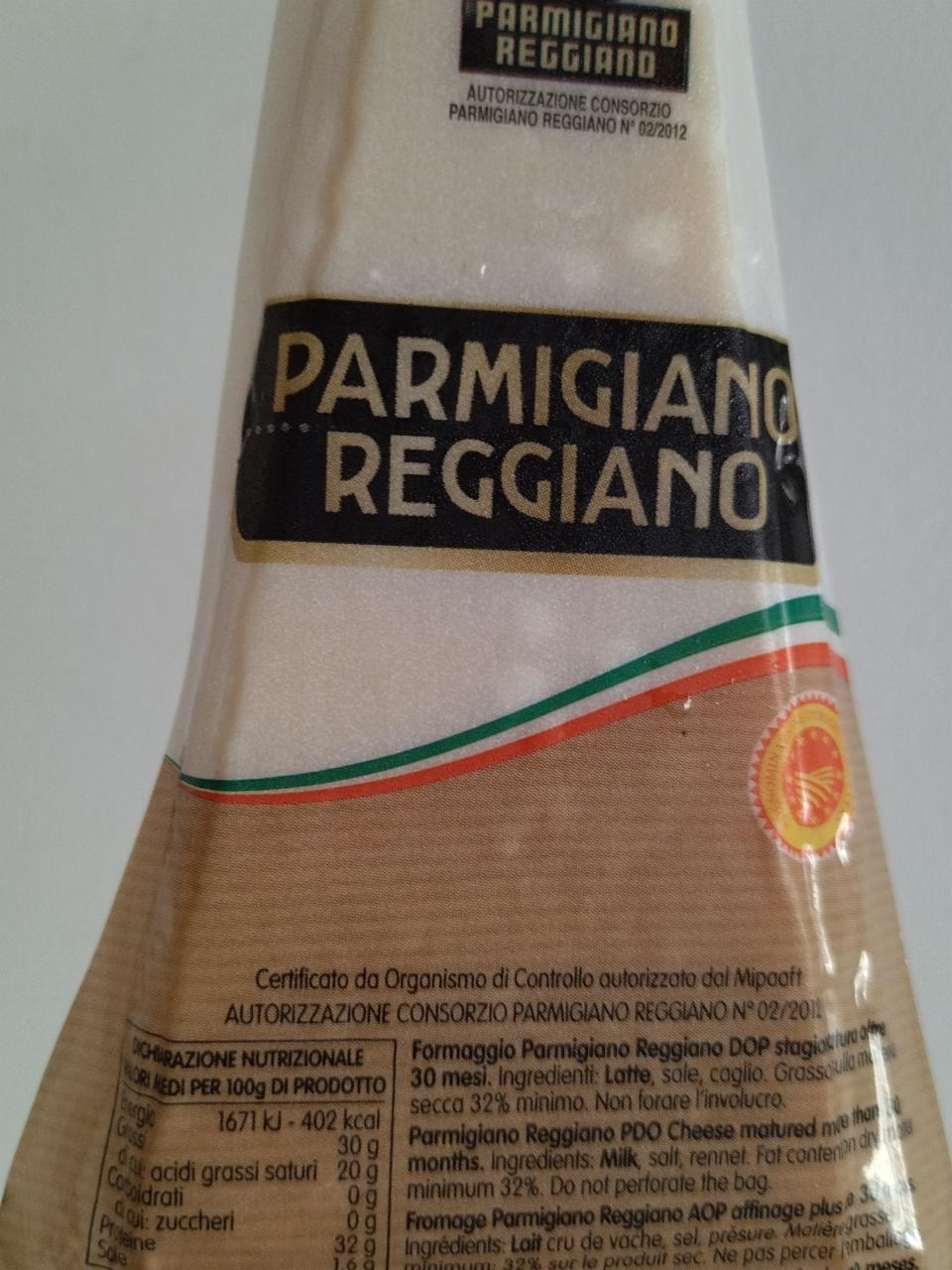 Фото - Сыр твердый Парміджано Реджано Parmigiana Reggiano
