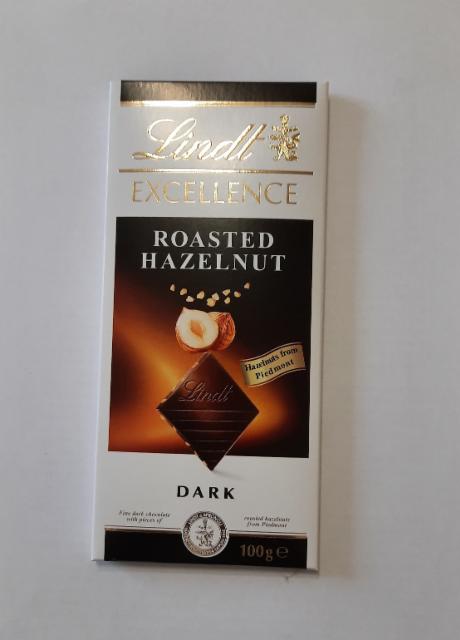 Фото - Темный шоколад с обжаренным фундуком из ПьемонтаRoasted Hazelnut Lindt Excellence