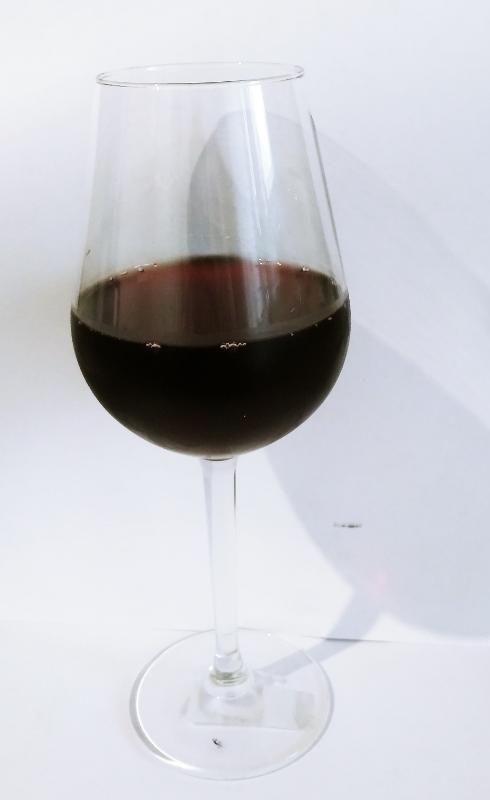 Фото - Вино красное полусухое Мон Петит трезор 'Mon Petit Tresop' (Франция)