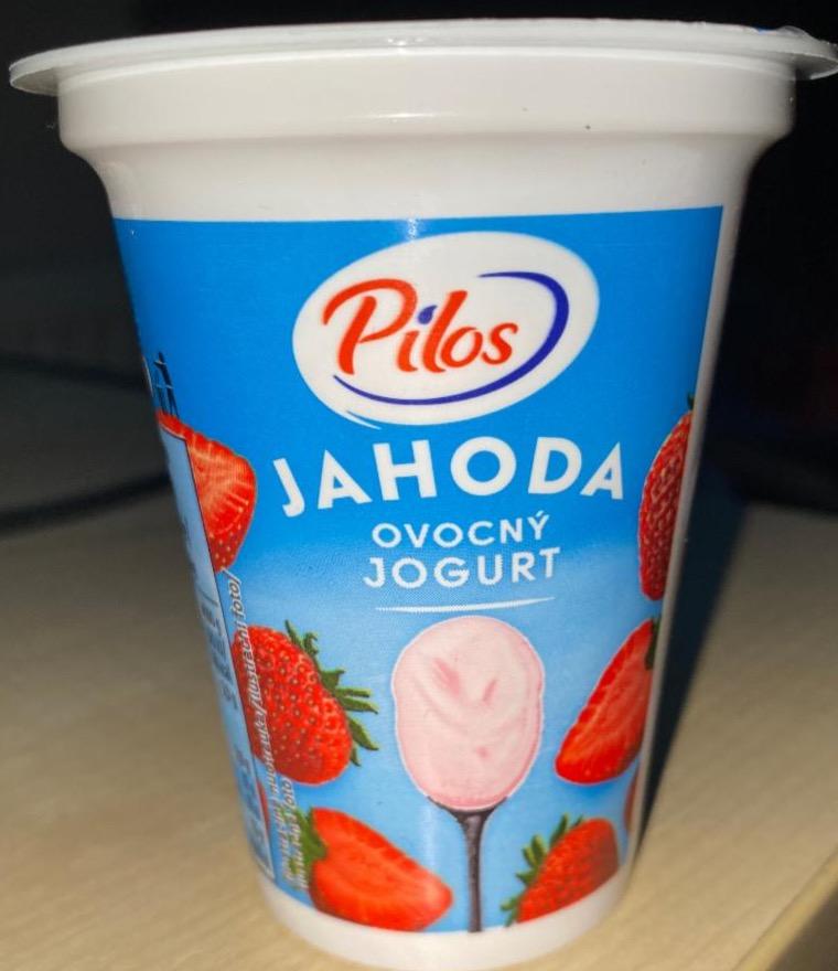 Фото - Йогурт ягодный Pilos