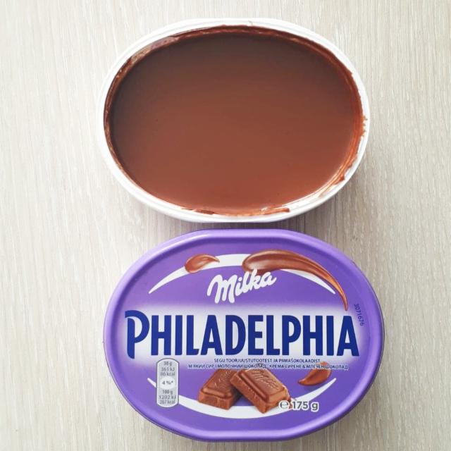 Фото - Сыр 22% мягкий с молочным шоколадом Milka Philadelphia