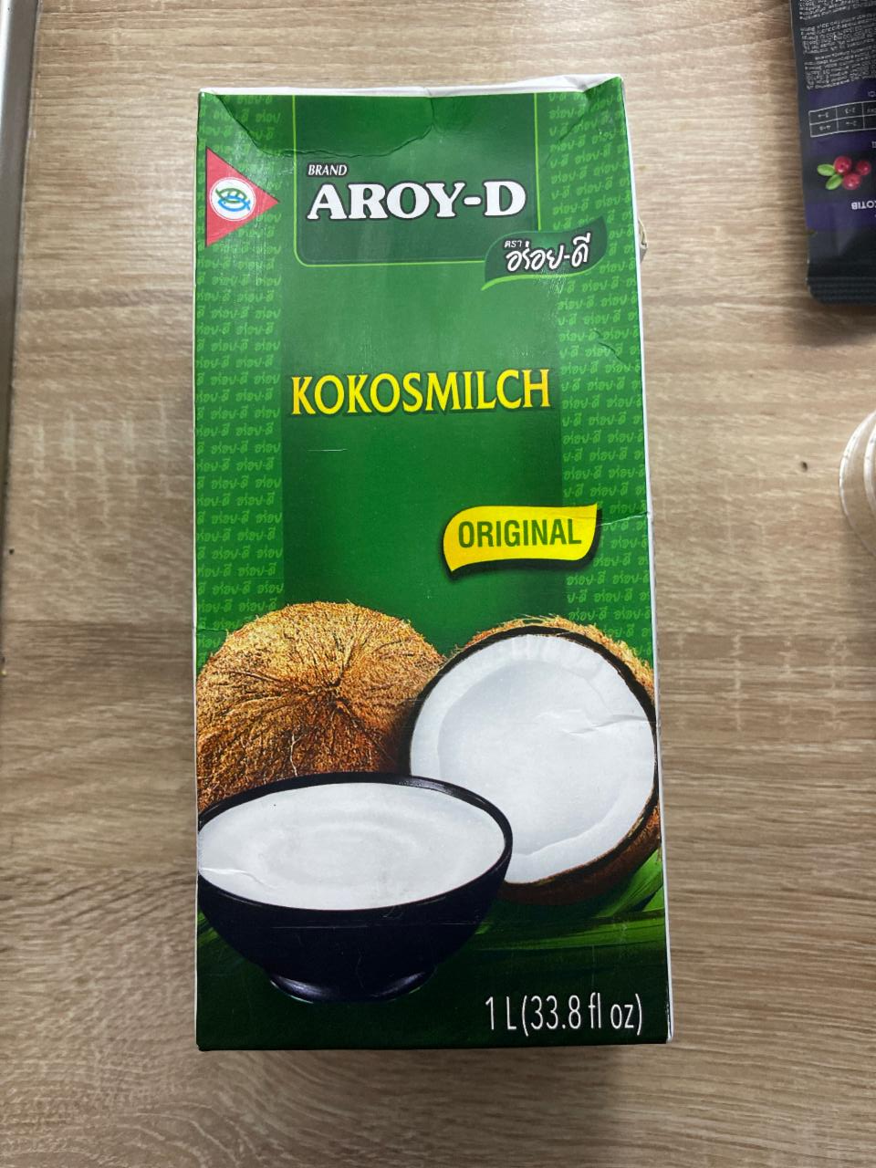 Фото - Кокосовое молоко AROY-D