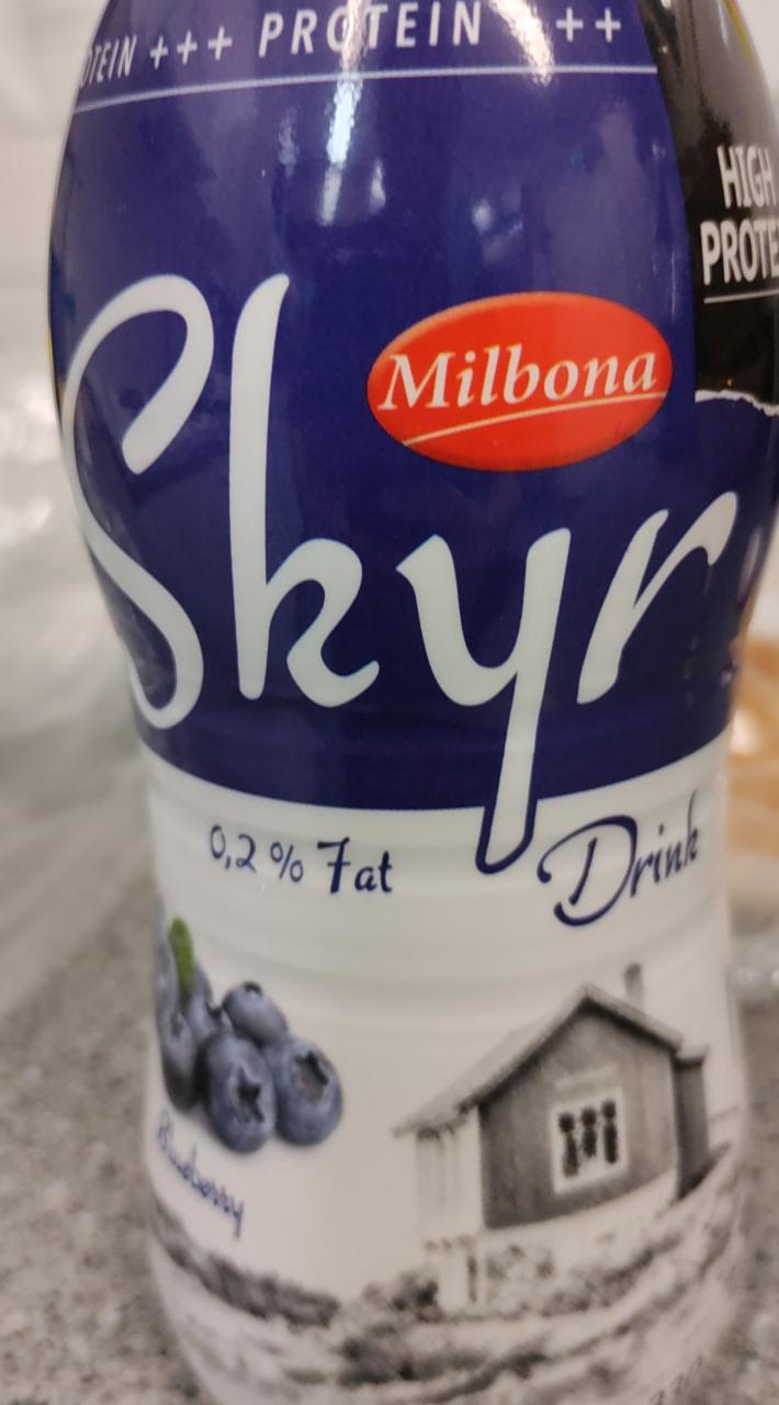 Фото - питьевой йогурт скир с черникой обезжиренный 0.2% Blueberry Milbona