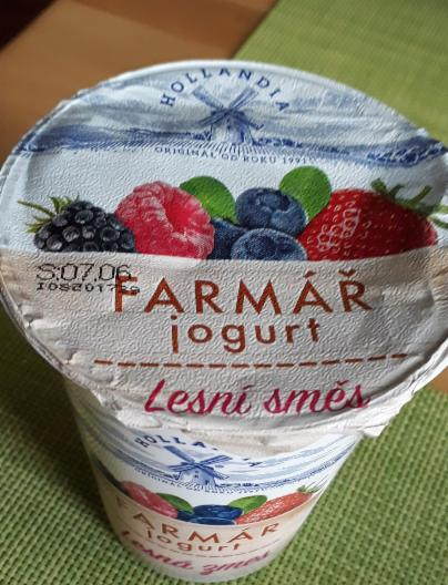 Фото - фермерский йогурт со вкусом орехов Hollandia