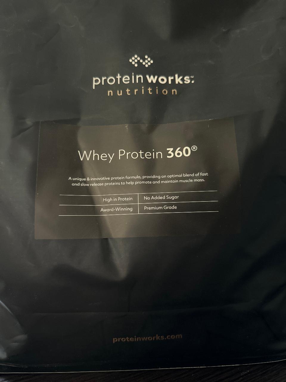Фото - Сывороточный протеин nutrition Whey protein 360 Protein works