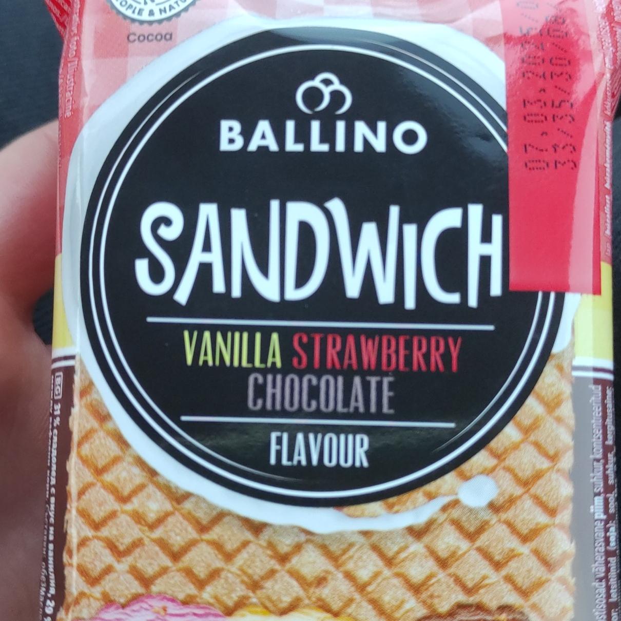 Фото - Sandwich vanilla strawberry chocolate Ballino