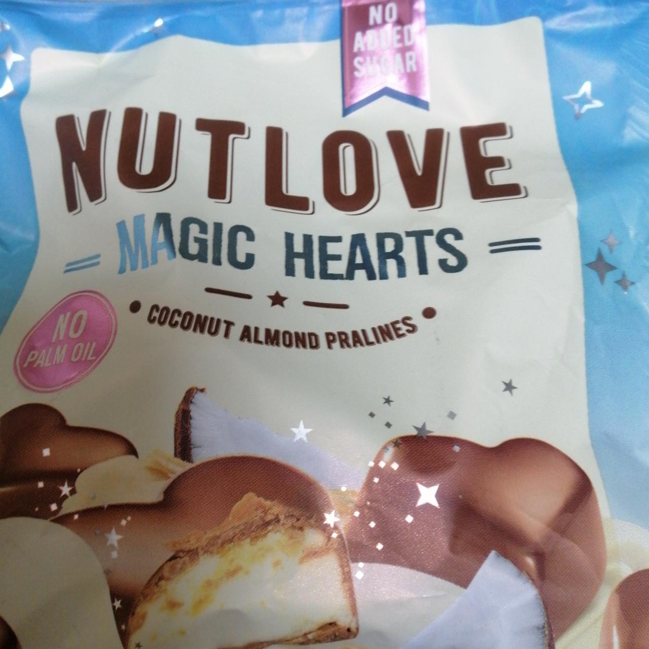 Фото - Конфеты шоколадные кокосово-ореховое пралине Magic Hearts Coconut Almond Pralines NutLove