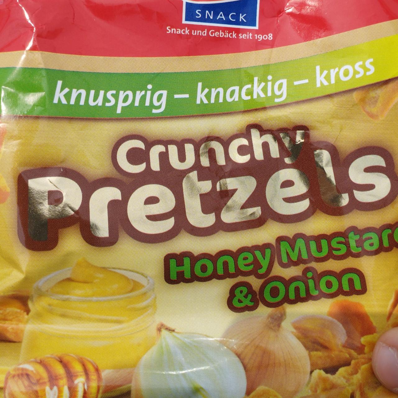 Фото - Крендельки хрустящие с медом, горчицей и луком Crunchy Pretzels Honey Mustard & Onion XOX Snack