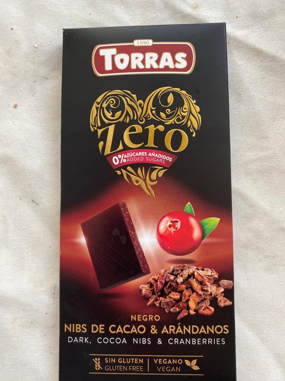 Фото - Шоколад черный без сахара с кусочками клюквы Dark Cocoa Nibs & Cranberries Zero Torras