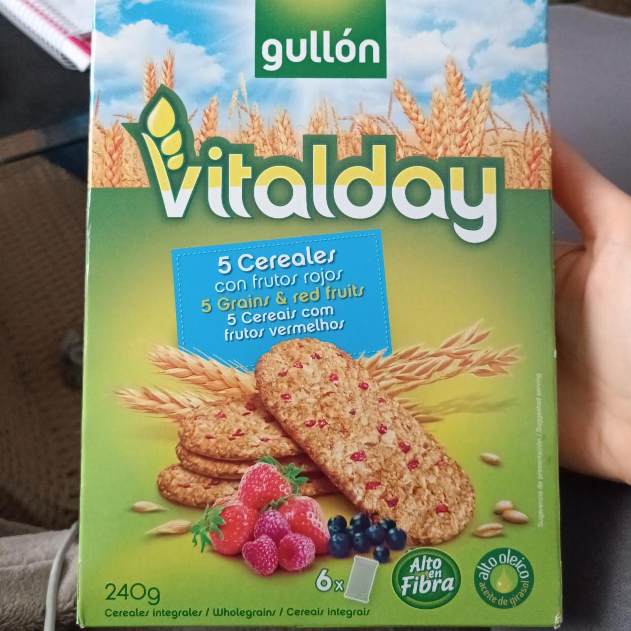 Фото - Печенье злаковое с ягодами Vitalday Gullon
