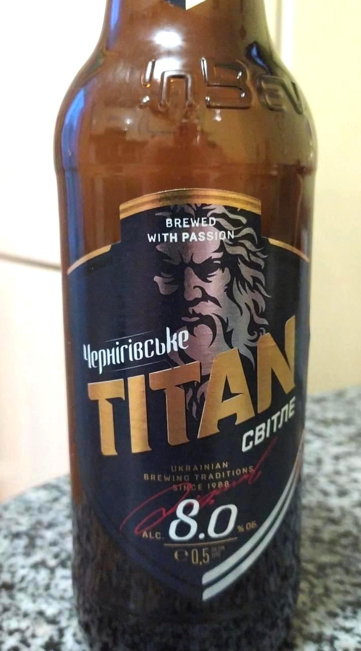 Фото - Пиво 8% светлое Titan Черниговское Чернігівське