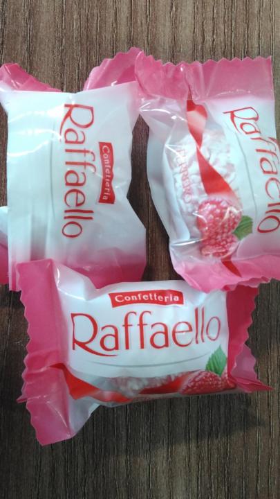 Фото - конфеты Raffaello Ferrero малина Confetteria