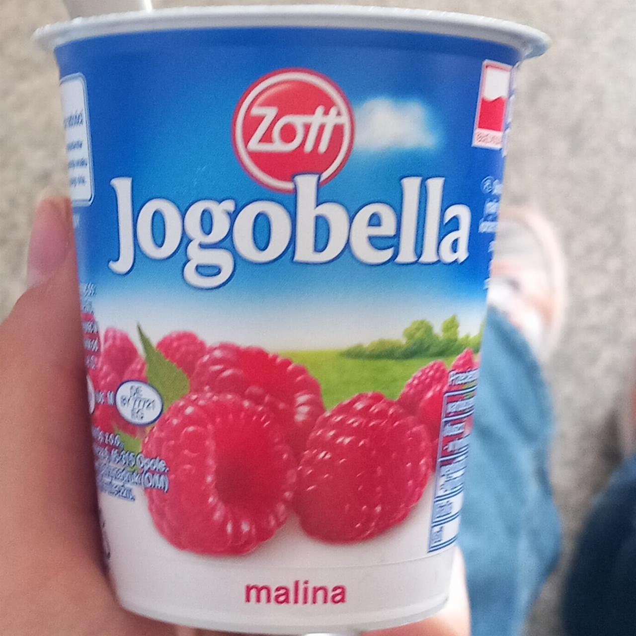 Фото - Йогурт со вкусом клубники и малины Jogobella Zott