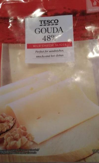 Фото - Mild cheese slices GOUDA 48% Tesco