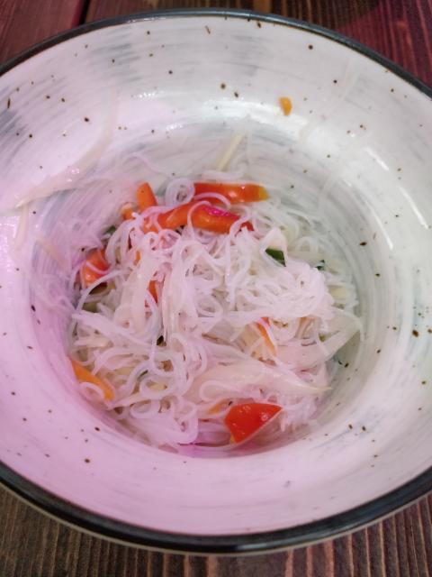 Фото - Рисовая лапша с овощами