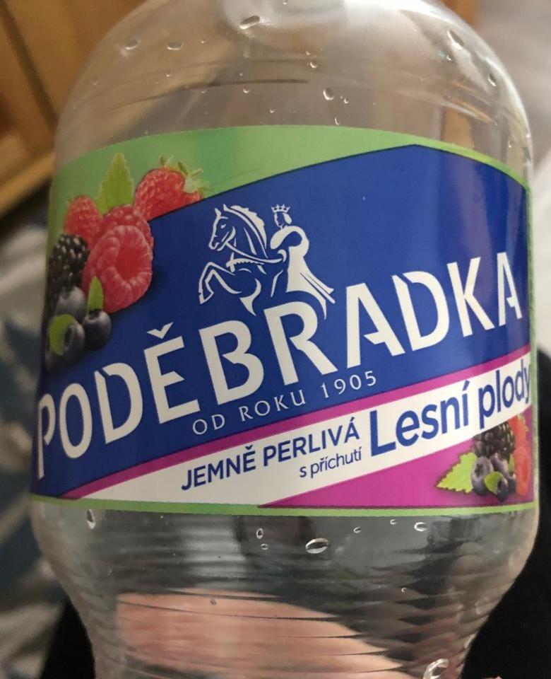 Фото - вода негазированная лесные ягоды Poděbradka