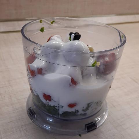 Фото - Йогурт с лесными ягодами