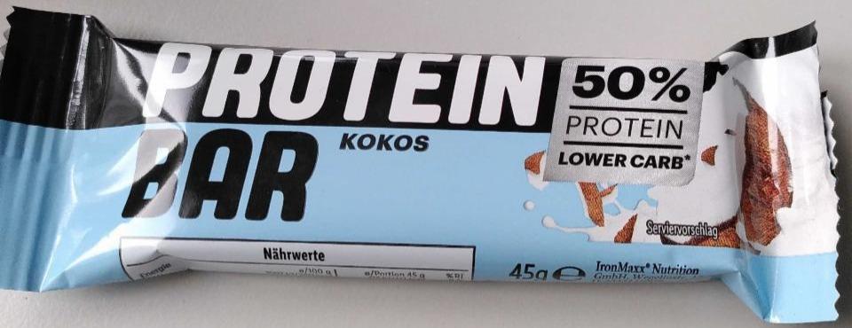 Фото - Батончик протеиновый 50% со вкусом кокоса Protein Bar Kokos IronMaxx