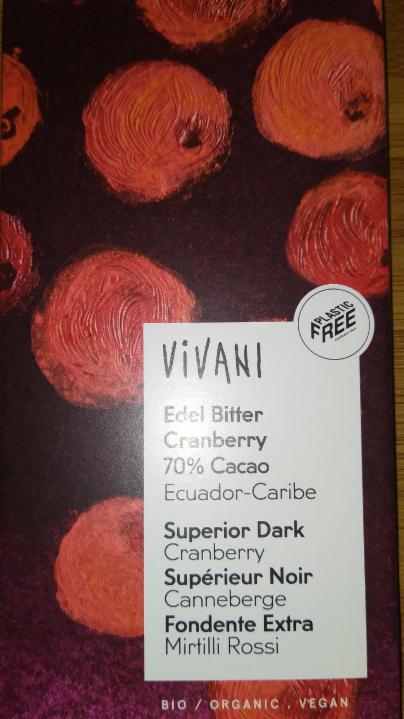 Фото - Шоколад 70% черный органический с клюквой Vivani