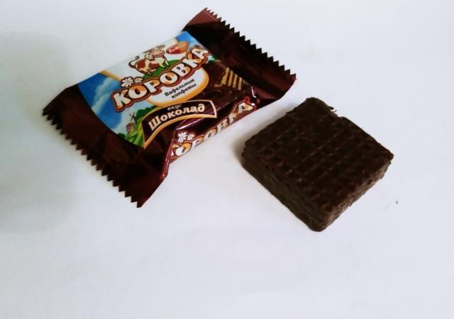Фото - Вафельные конфеты 'Коровка' вкус Шоколад