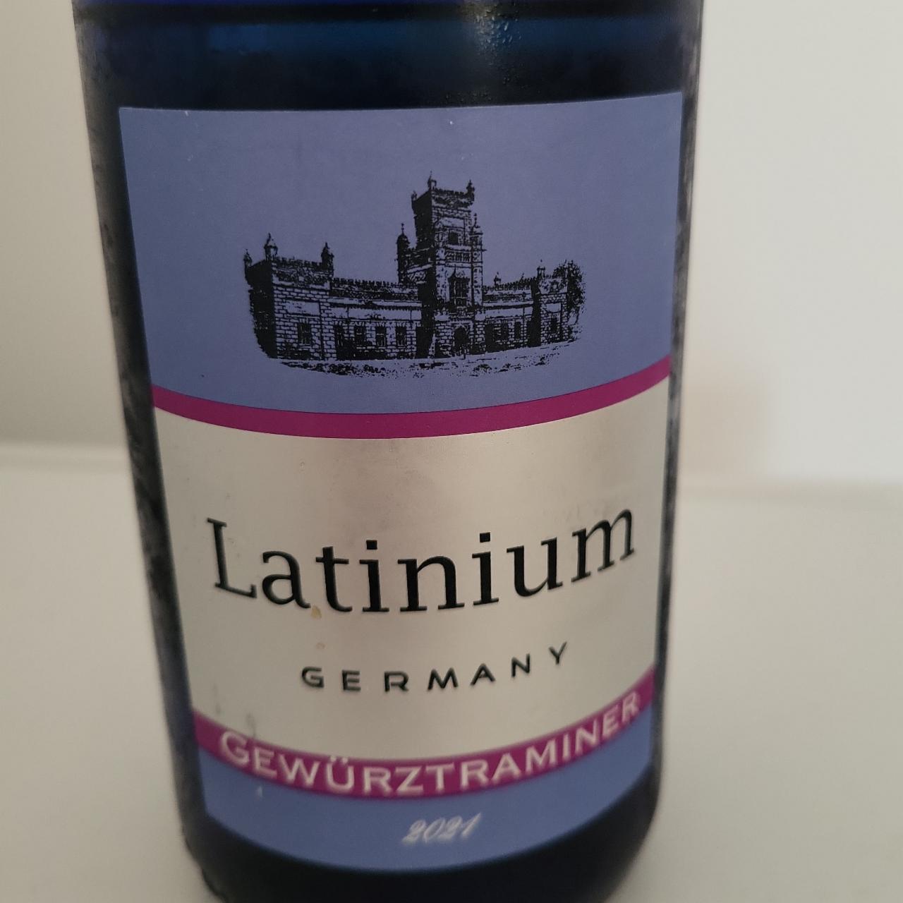 Фото - Вино белое полусладкое gewurrztraminer Latinium