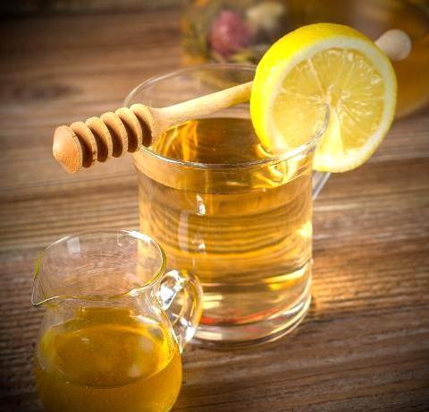 Фото - Вода с медом и лимоном