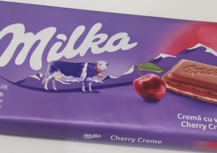 Фото - Шоколад вишневый крем cherry creme Milka
