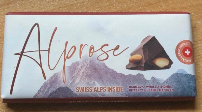 Фото - горький шоколад с цельным миндалем Alprose