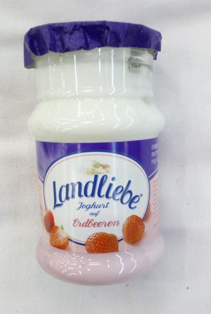 Фото - йогурт Клубника 3.2% Landliebe