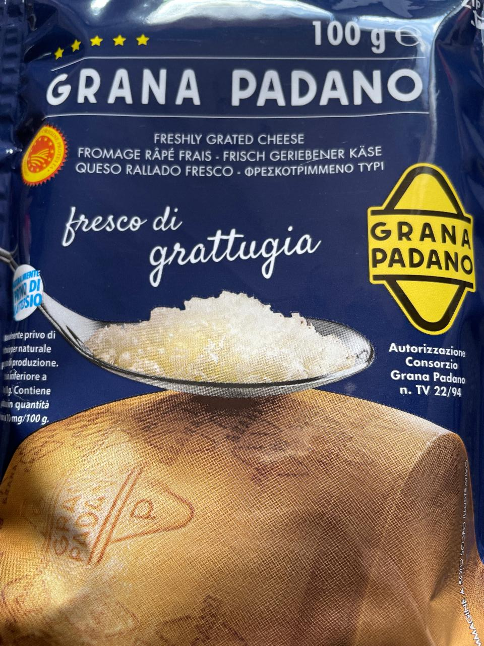 Фото - тертый сыр грана падано Grana Padano Master