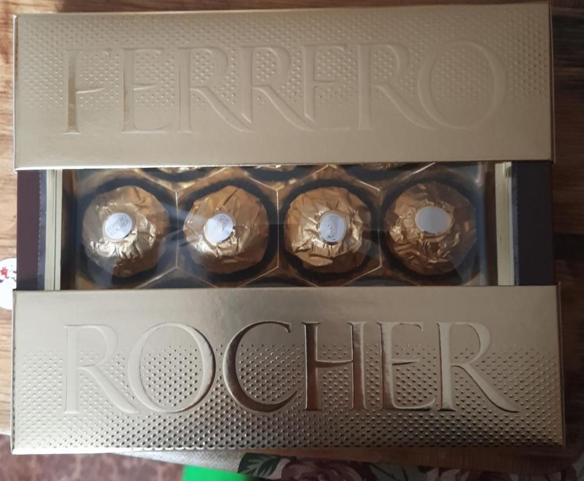 Фото - Конфеты из молочного шоколада Ferrero rocher